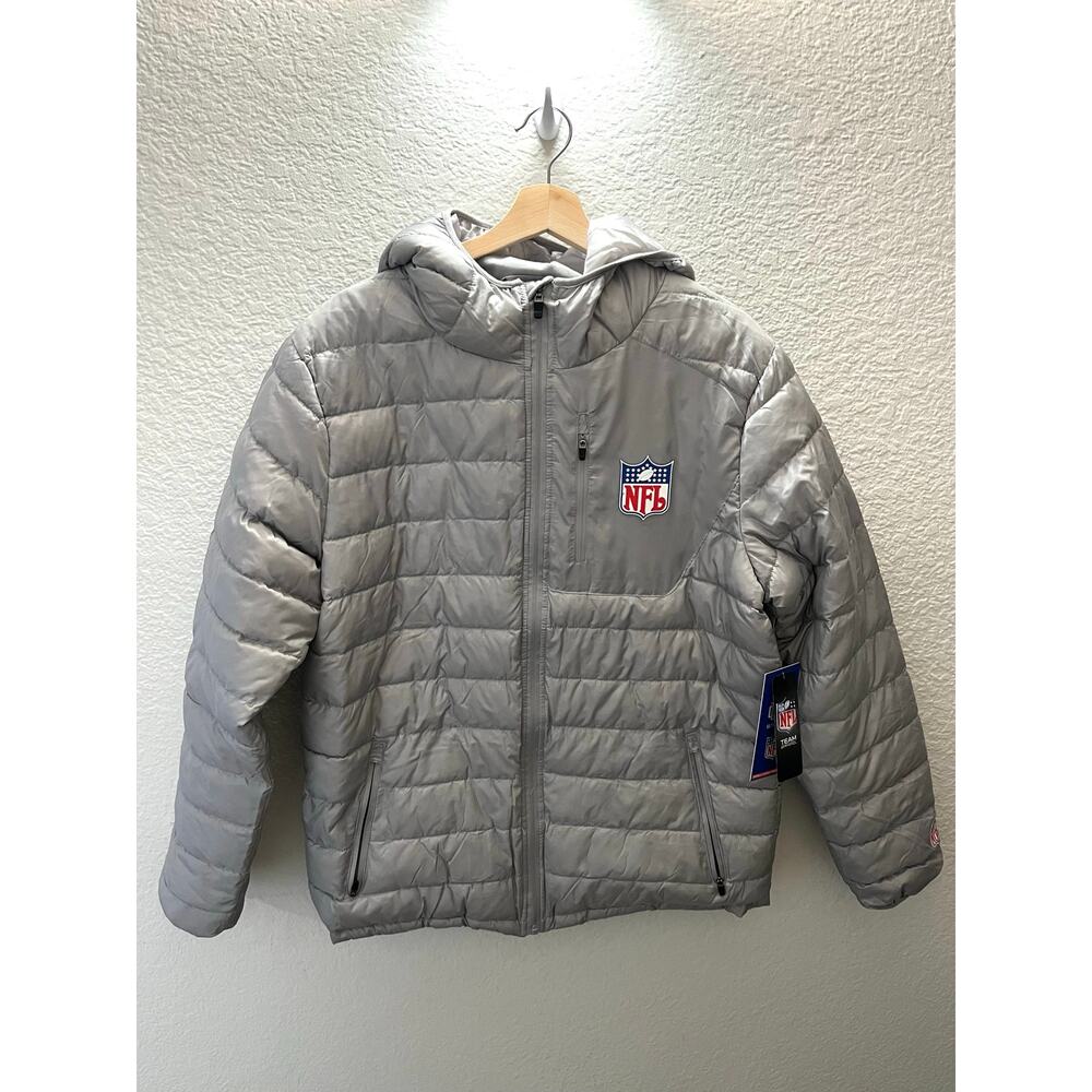 NWT NFL Shield Puffer Jacket M Silver Gray Hooded Quilted Coat Ultra Game $140